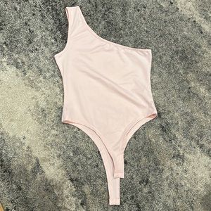 NWOT One Shoulder Light Pink Thong Bodysuit w/ Snaps
